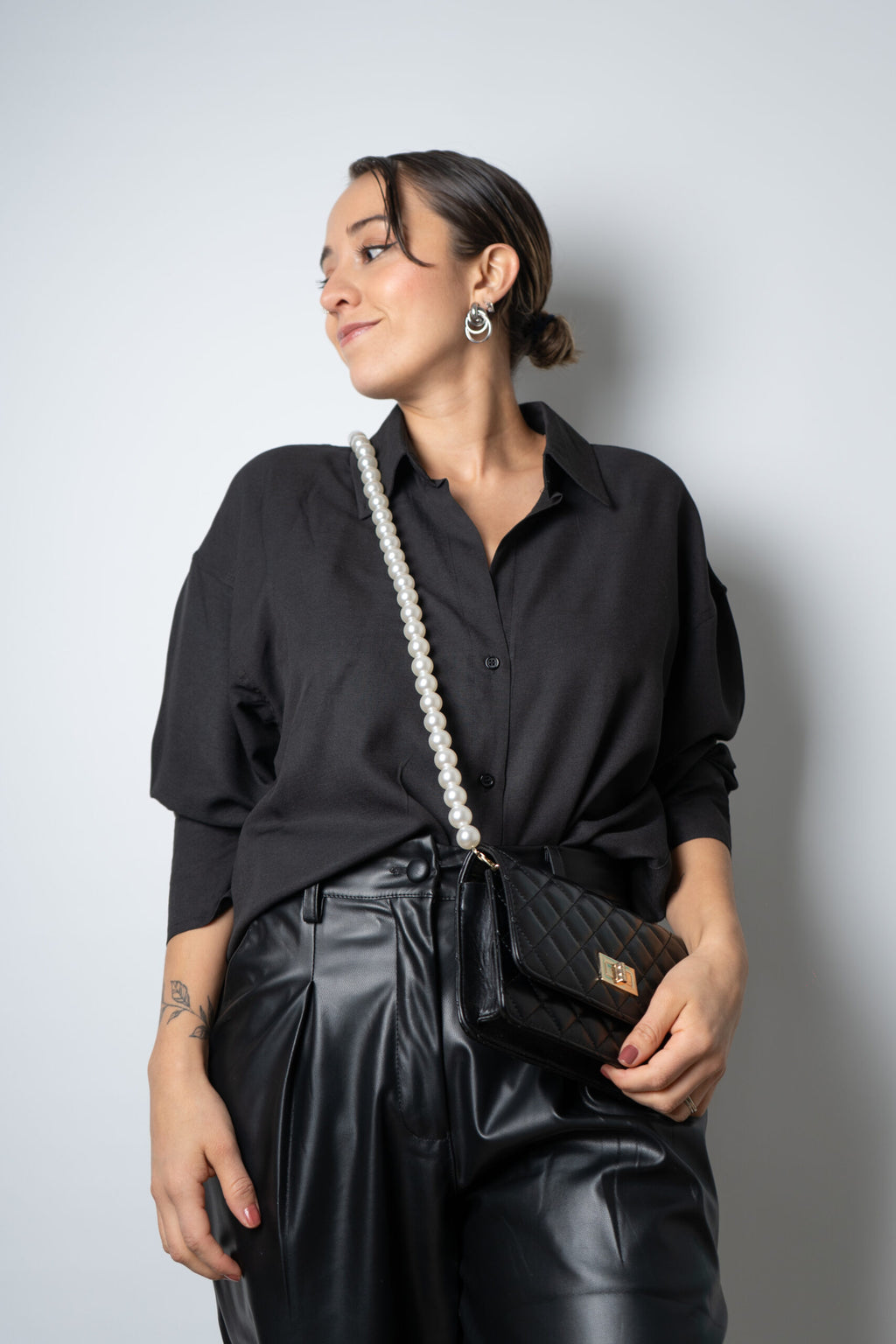 Cartera Mina - Negra