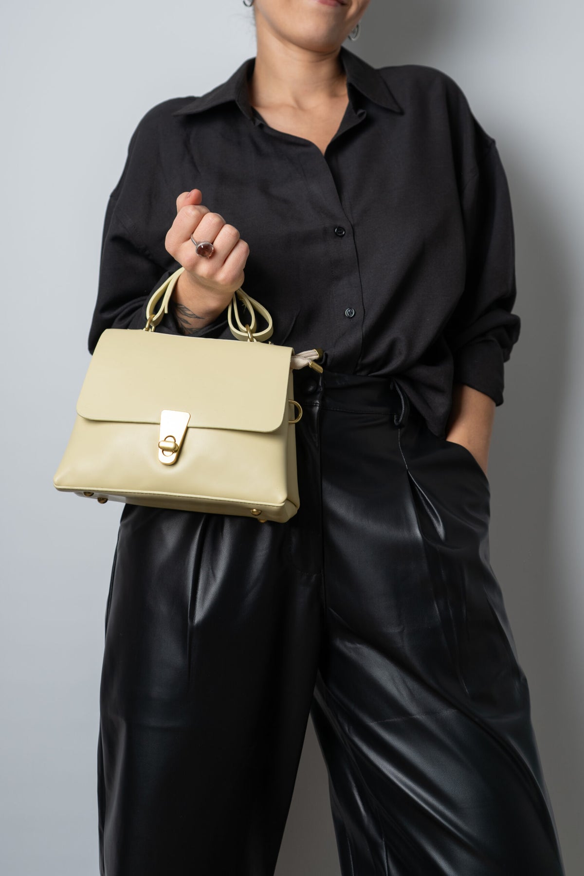 Cartera Antonia - Amarilla patito