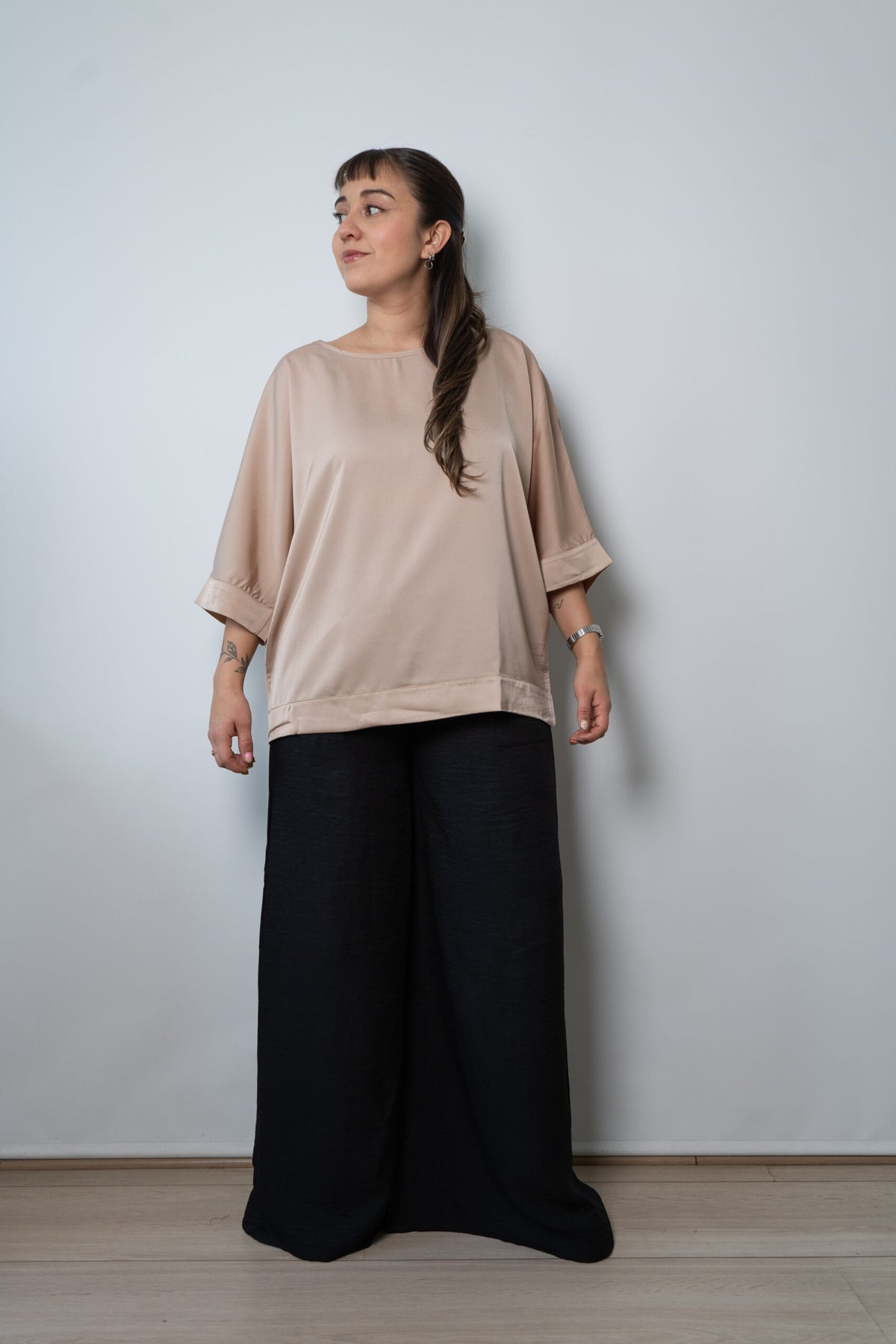Polera satin Emilia - Beige