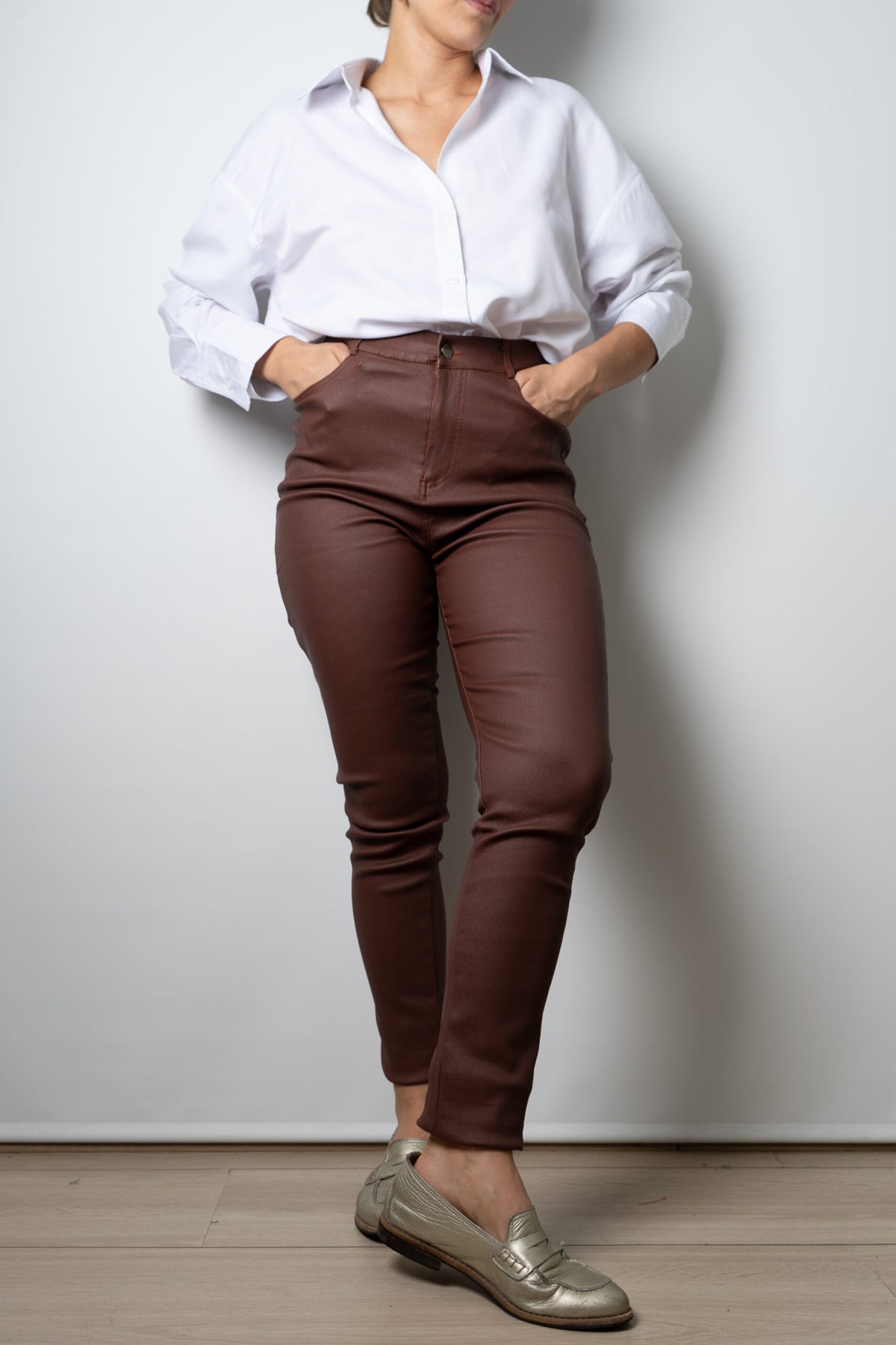 Pantalón Pitillo Ecocuero - Café