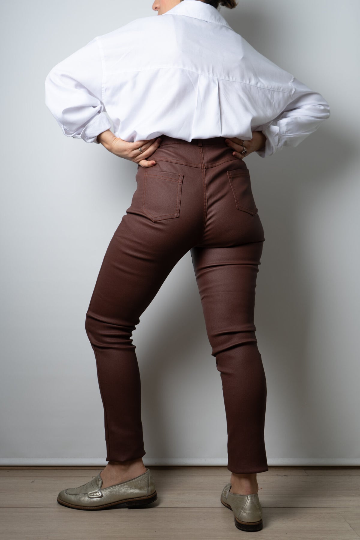 Pantalón Pitillo Ecocuero - Café
