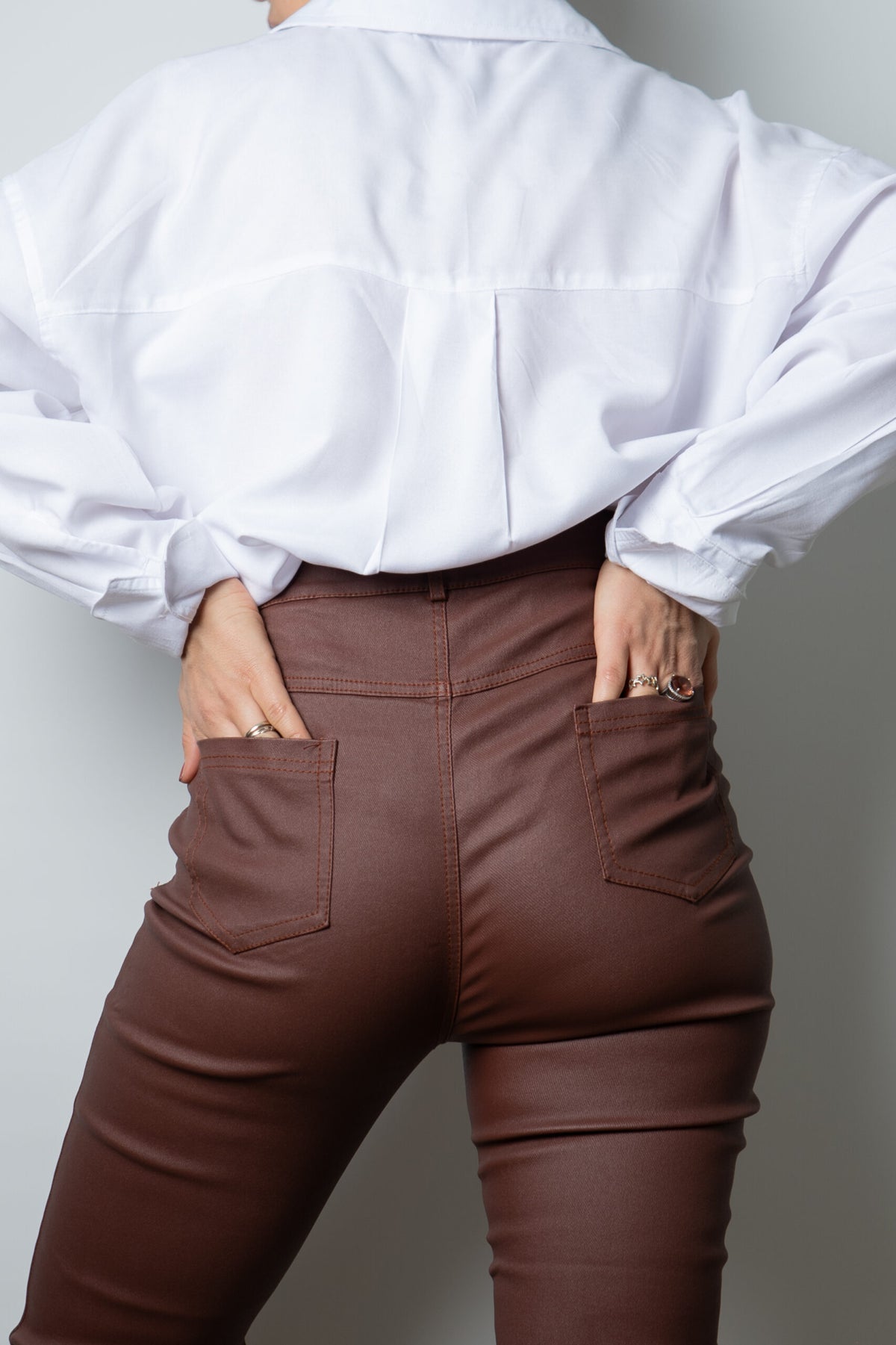 Pantalón Pitillo Ecocuero - Café
