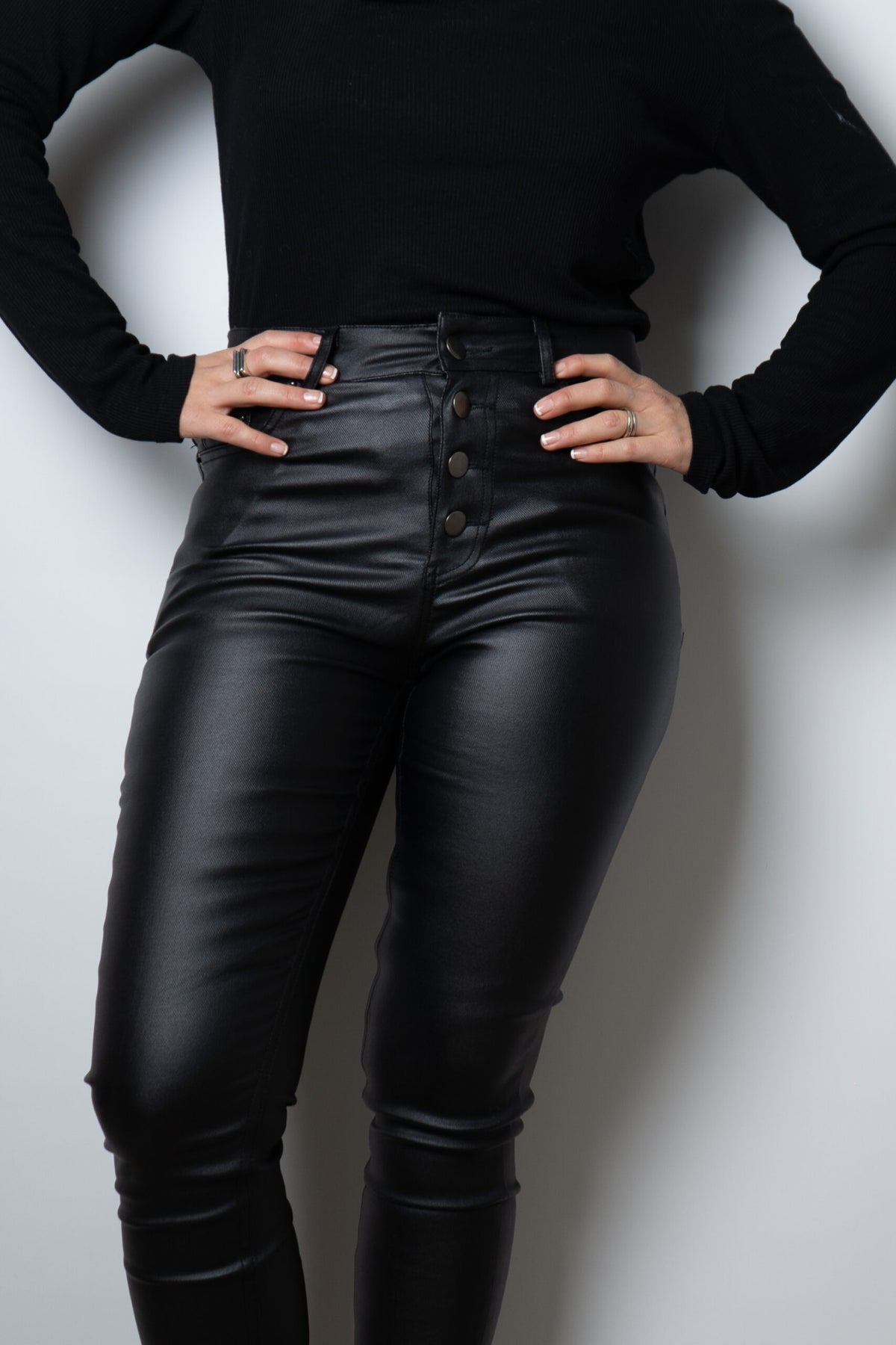 Pantalon Ecocuero con botones - Negro