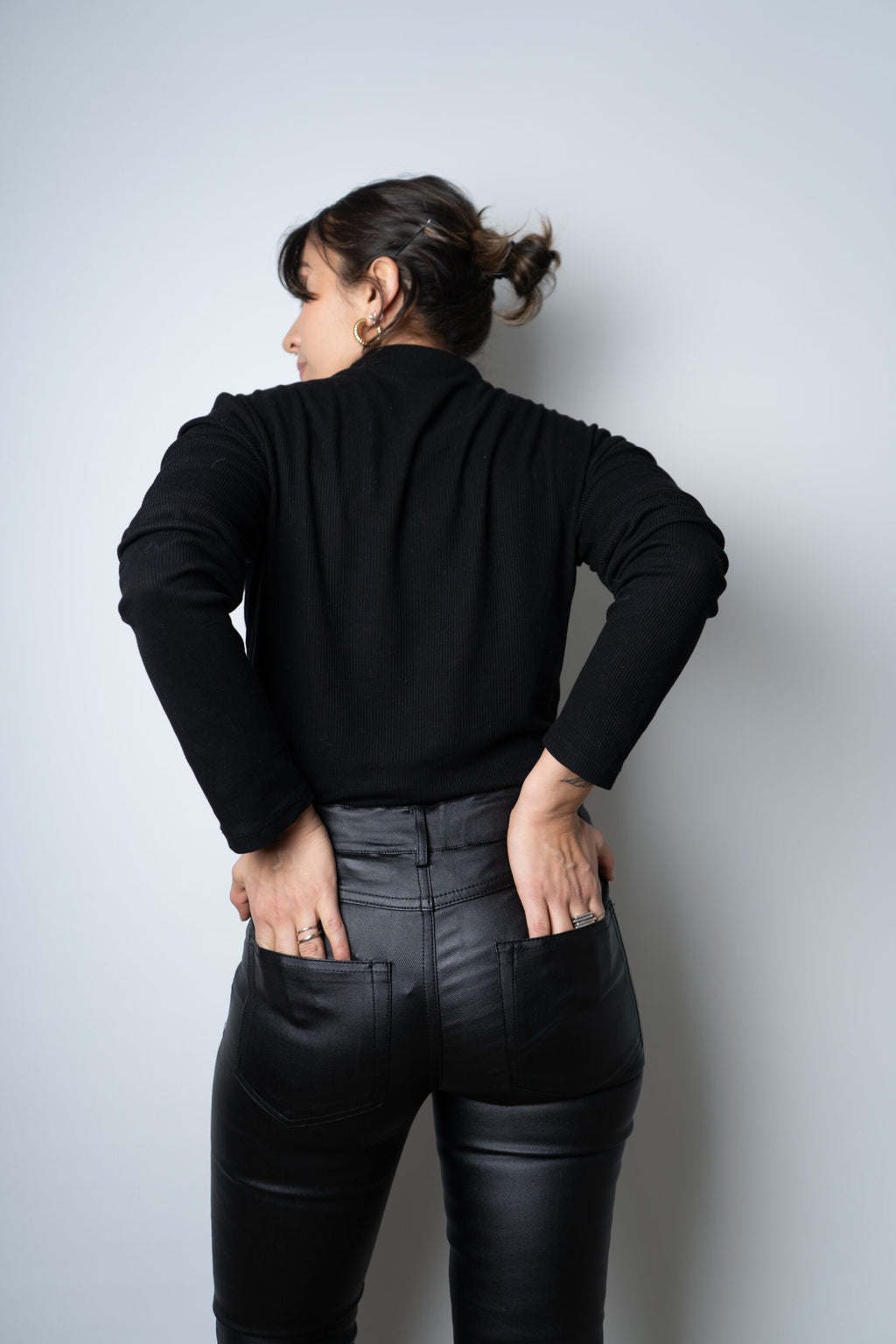 Pantalon Ecocuero con botones - Negro