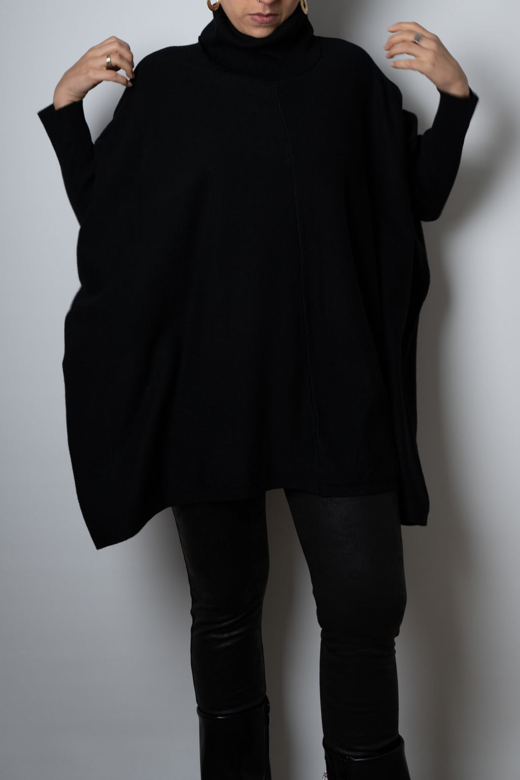 Sweater Loreta - Negro