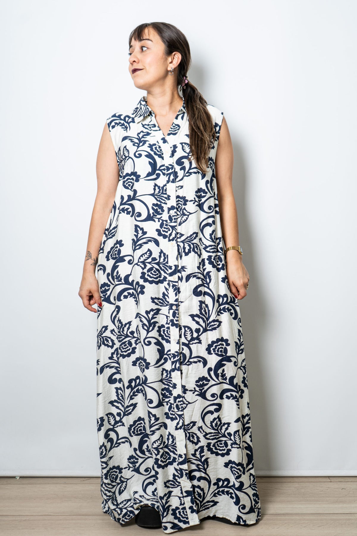 Vestido Estampado Mila - Blanco y azul oscuro