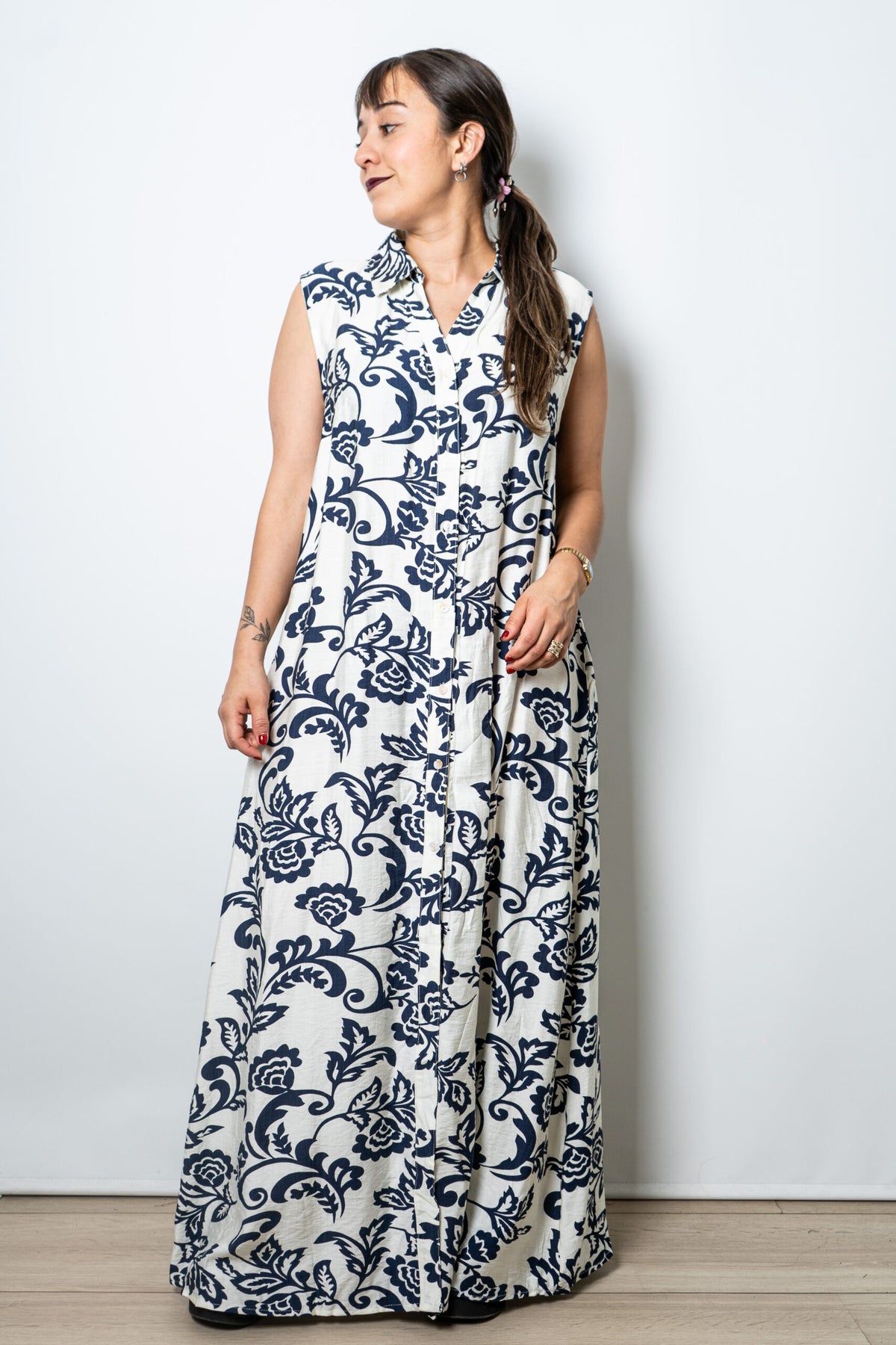Vestido Estampado Mila - Blanco y azul oscuro