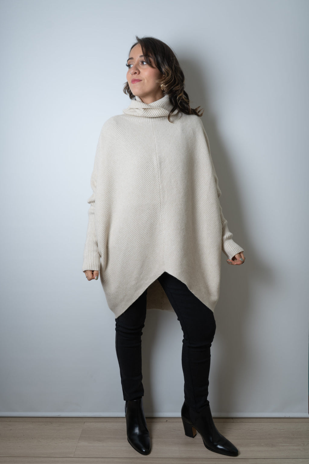 Sweater Martina - Crudo