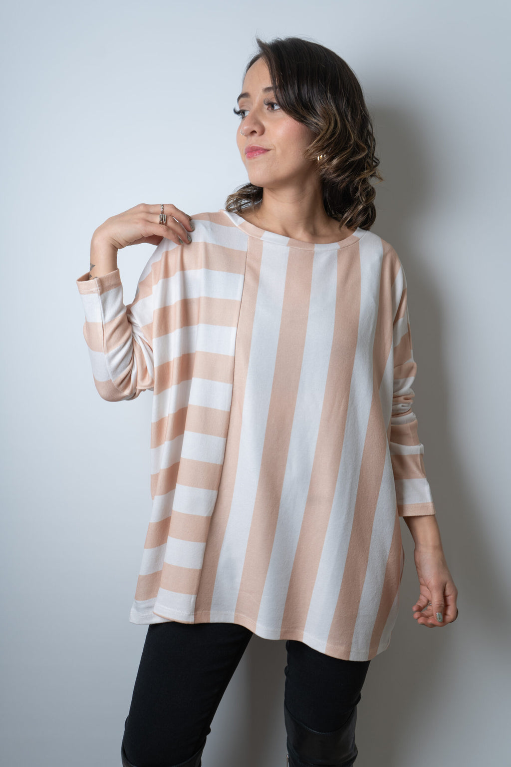 Polera Lanilla Lineas - Blanco y rosa claro