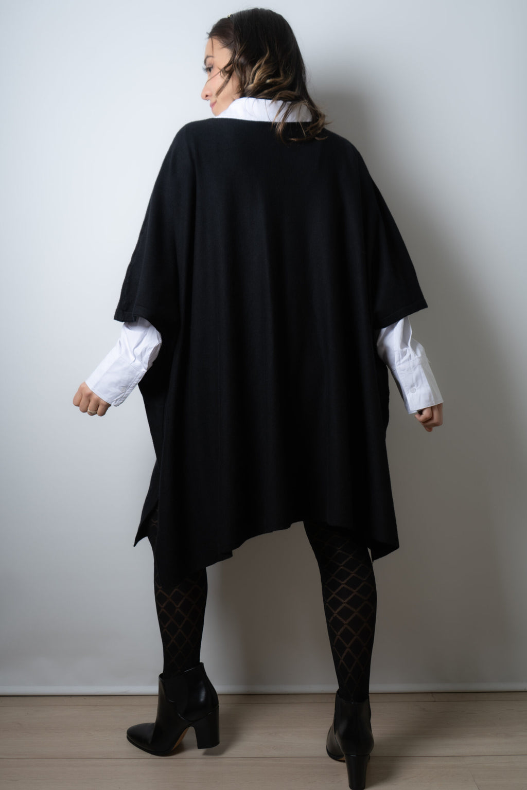 Sweater Poncho - Negro