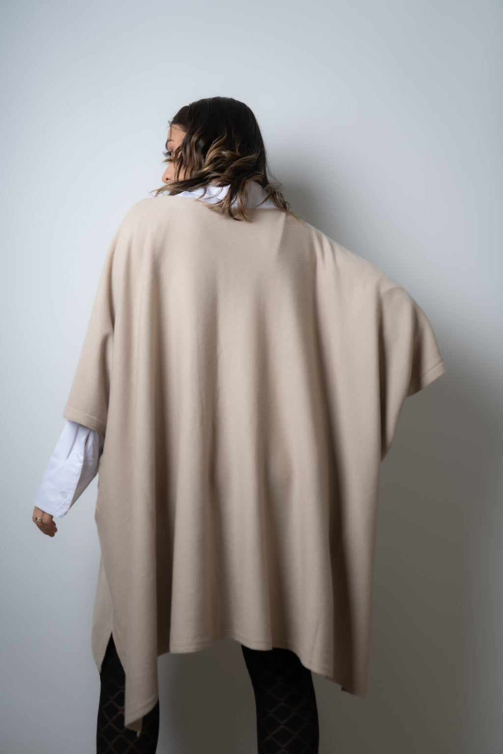 Sweater Poncho - Beige