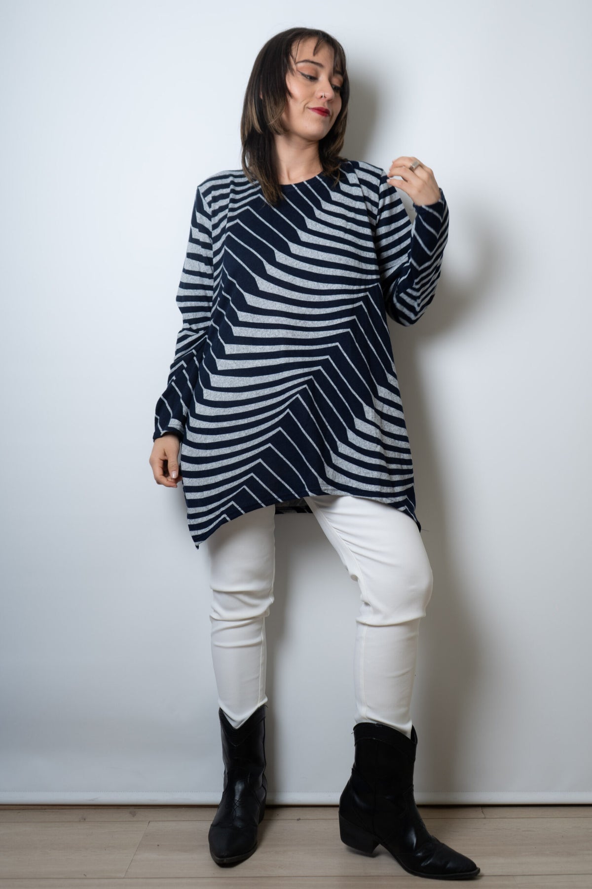 Polera lanilla Diseño - Gris con negro