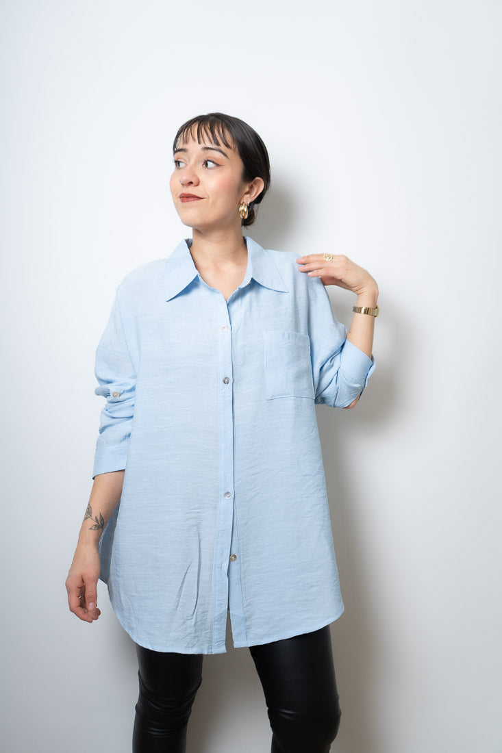 Blusa Lisa - un bolsillo - Celeste