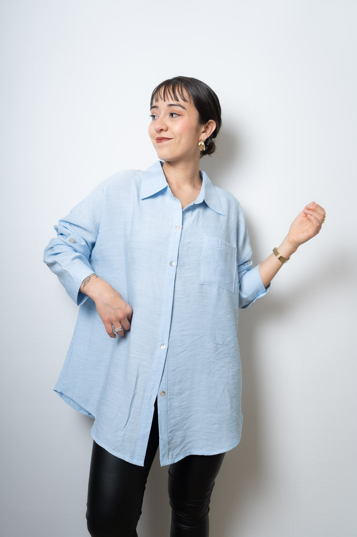 Blusa Lisa - un bolsillo - Celeste