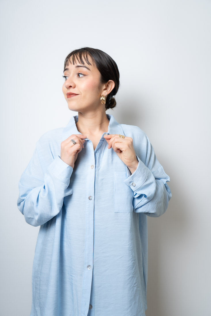 Blusa Lisa - un bolsillo - Celeste