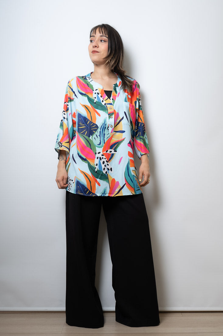 Blusa floreada - Celeste