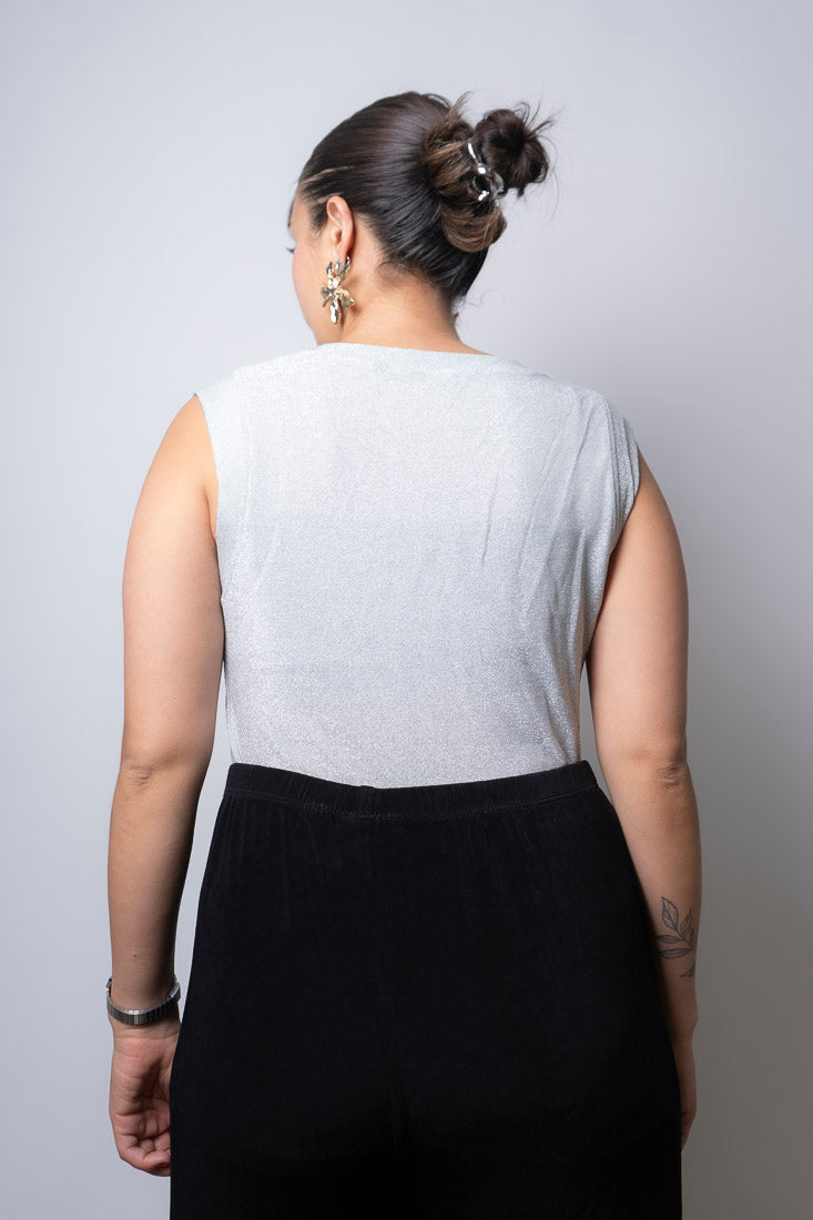 Polera tela brillante - Gris