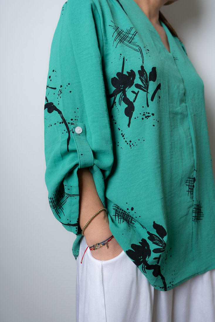 Blusa diseño flores y lineas - Verde