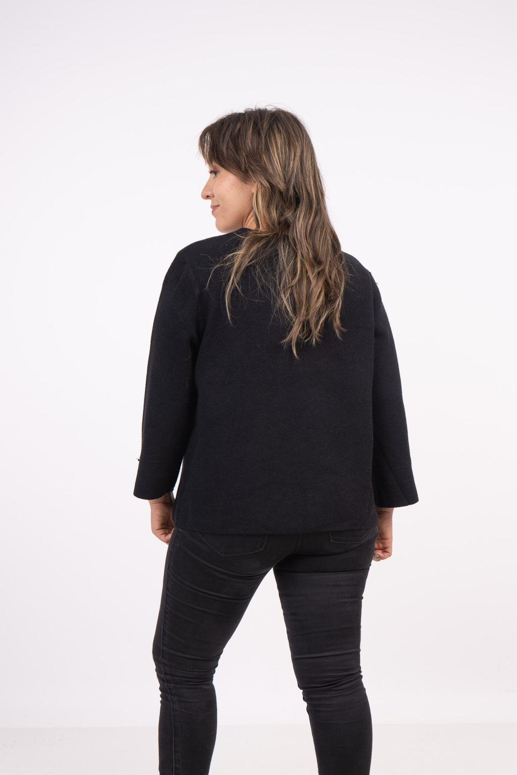 Sweater abierto - Boton dorado - Negro