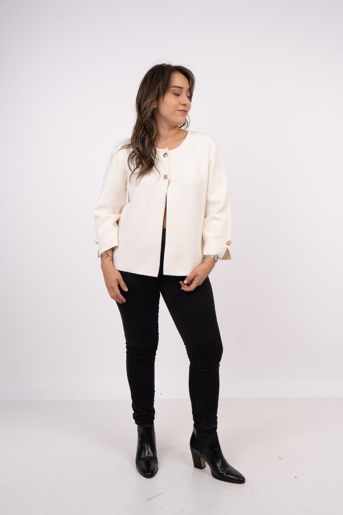 Sweater abierto - Boton dorado - Crudo