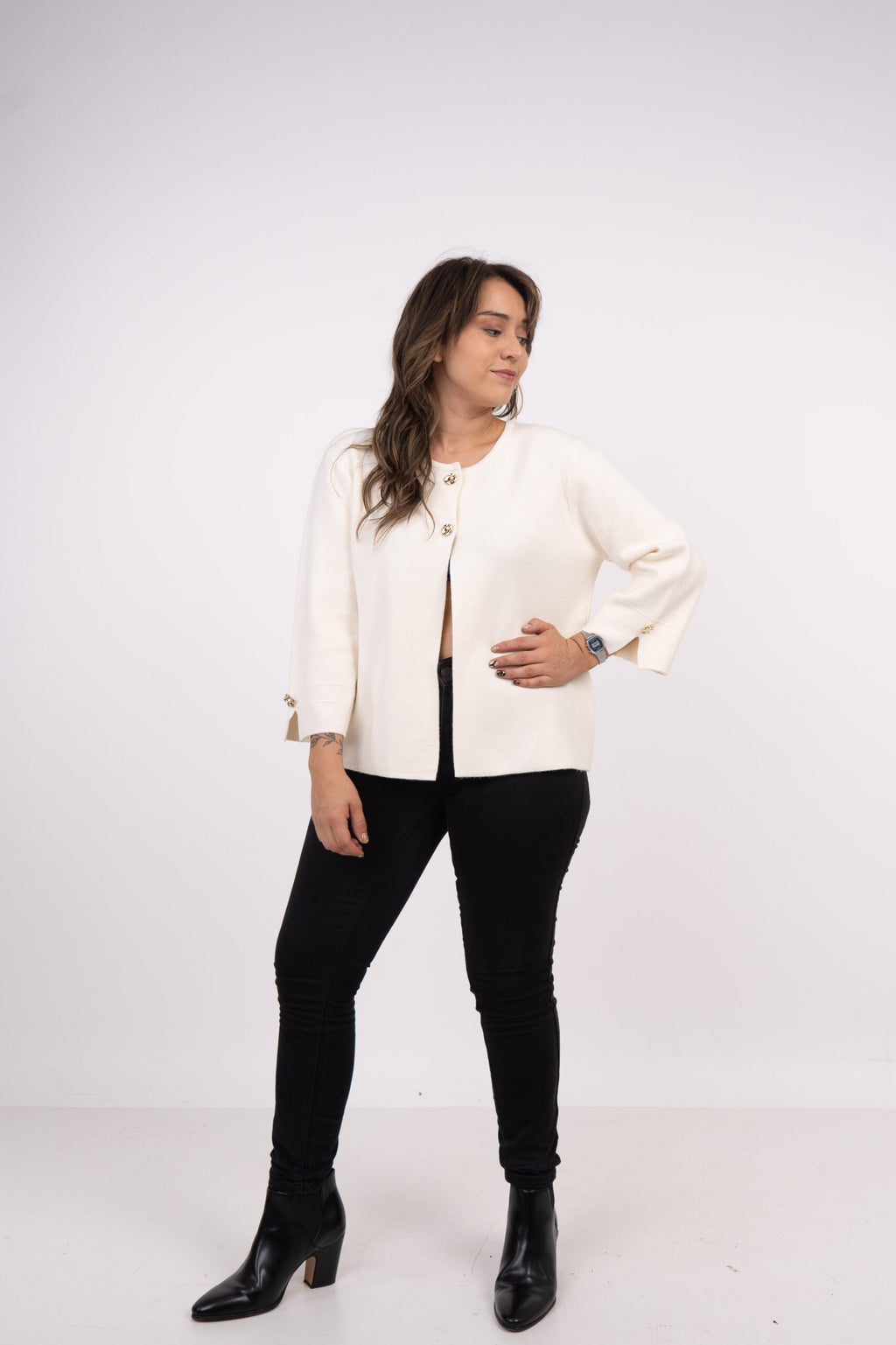 Sweater abierto - Boton dorado - Crudo