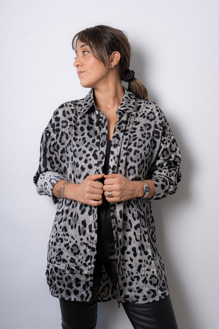 Blusa Satín - Animal print - Gris