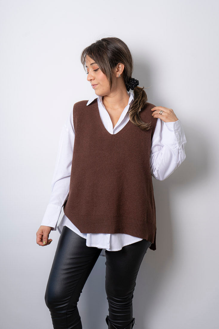 Sweater sin mangas Mika - Cafe