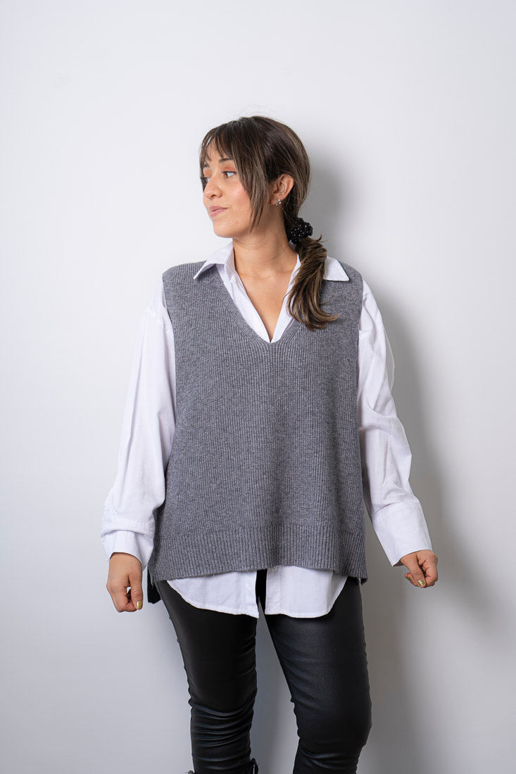 Sweater sin mangas Mika - Gris