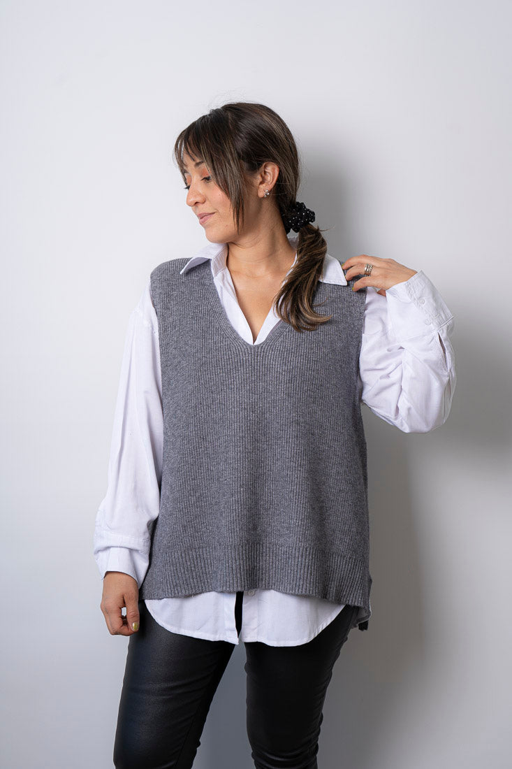 Sweater sin mangas Mika - Gris