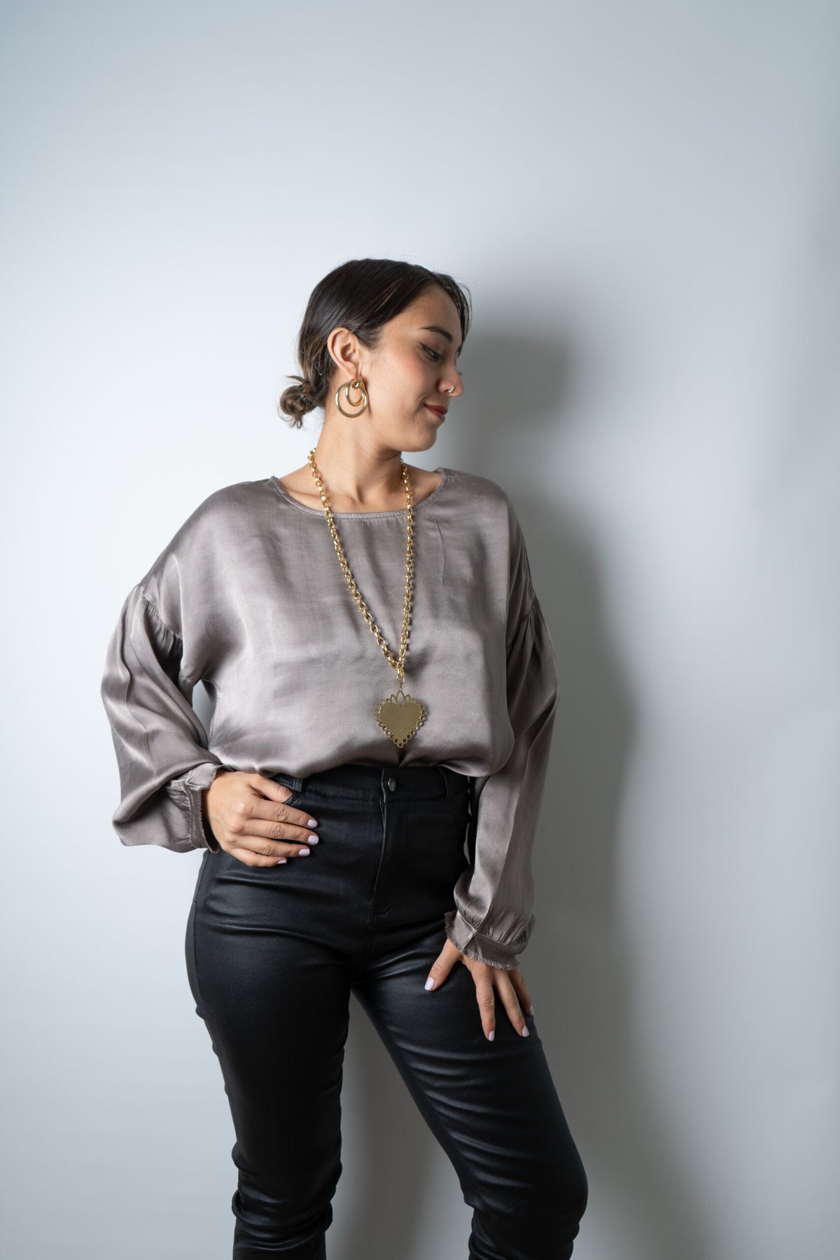 Blusa satín Alexandra - Gris