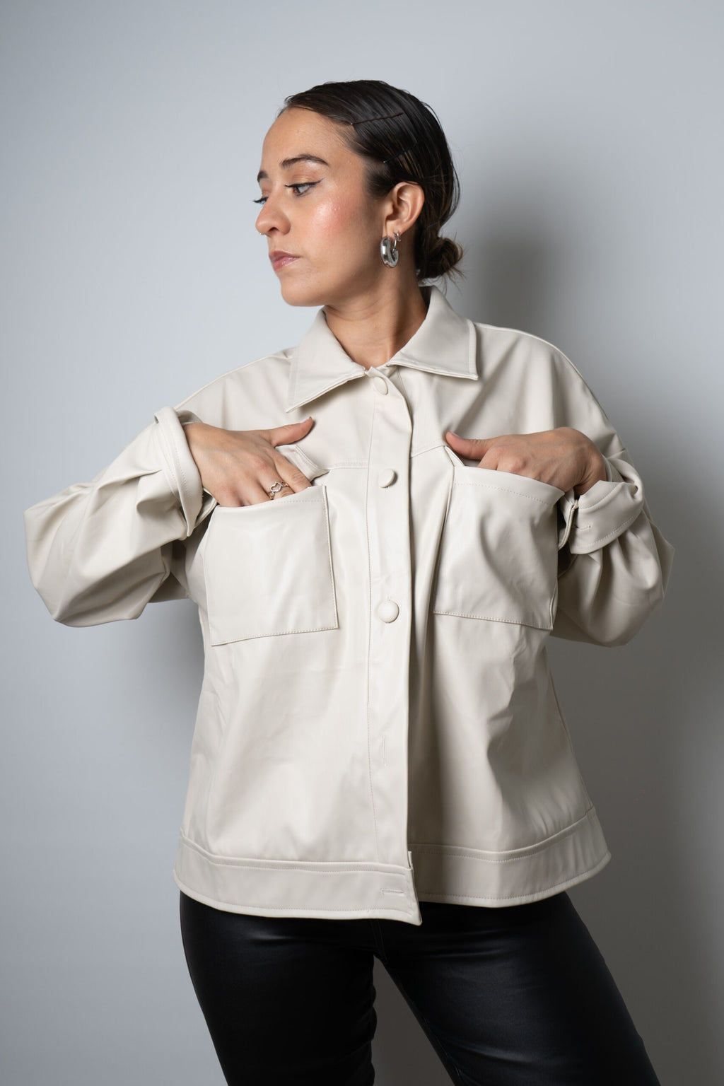Chaqueta ECOCUERO - Crema
