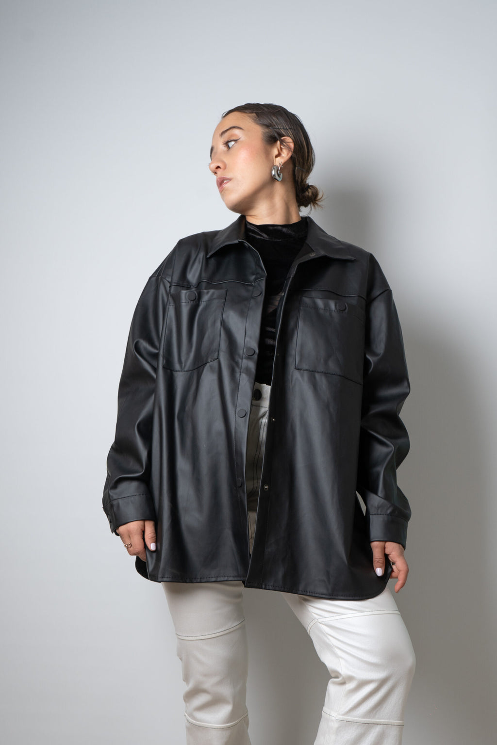 Camisa/ Chaqueta ECOCUERO - Negra