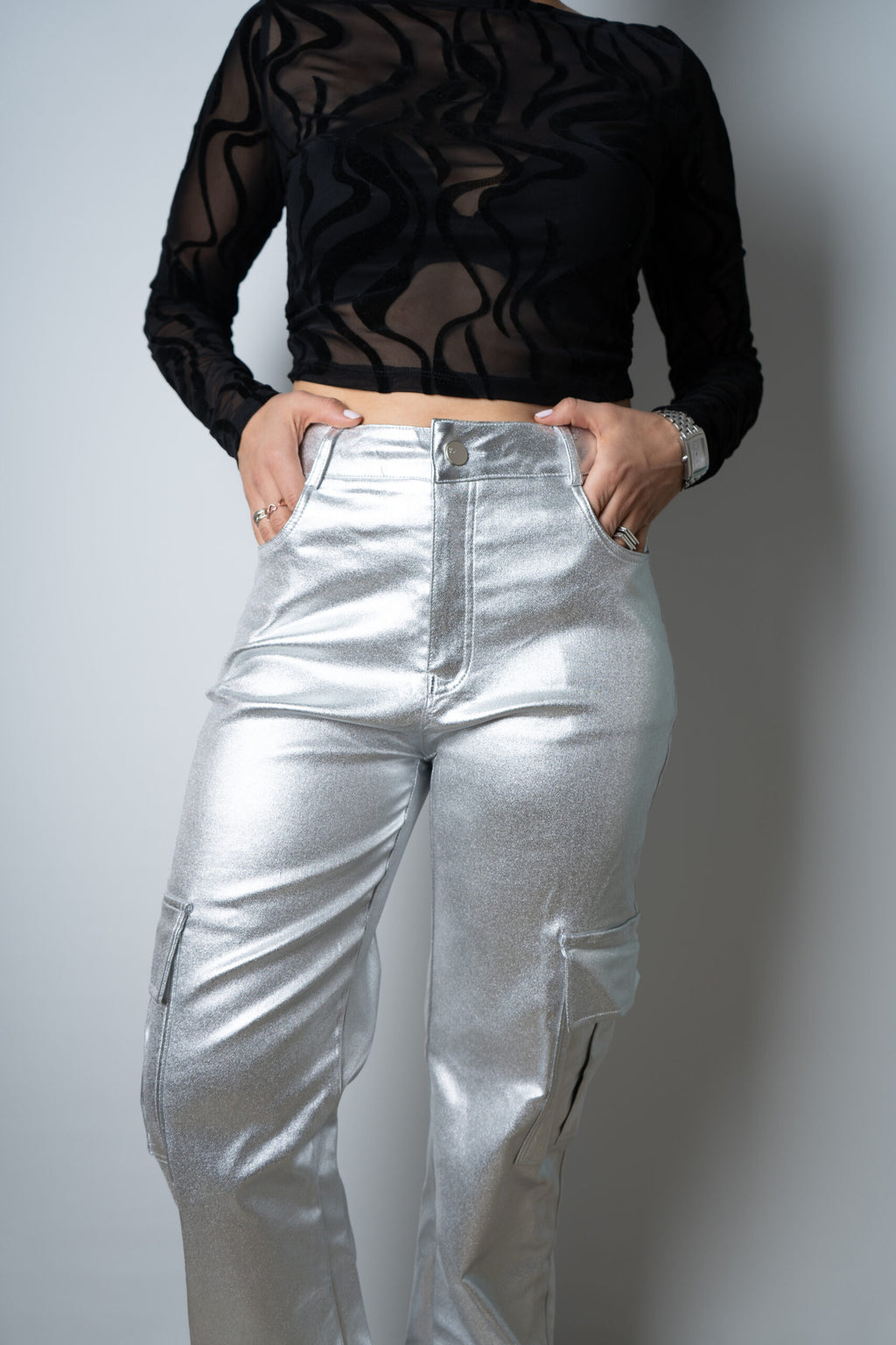 Pantalón Cargo Metalizado - Plateado