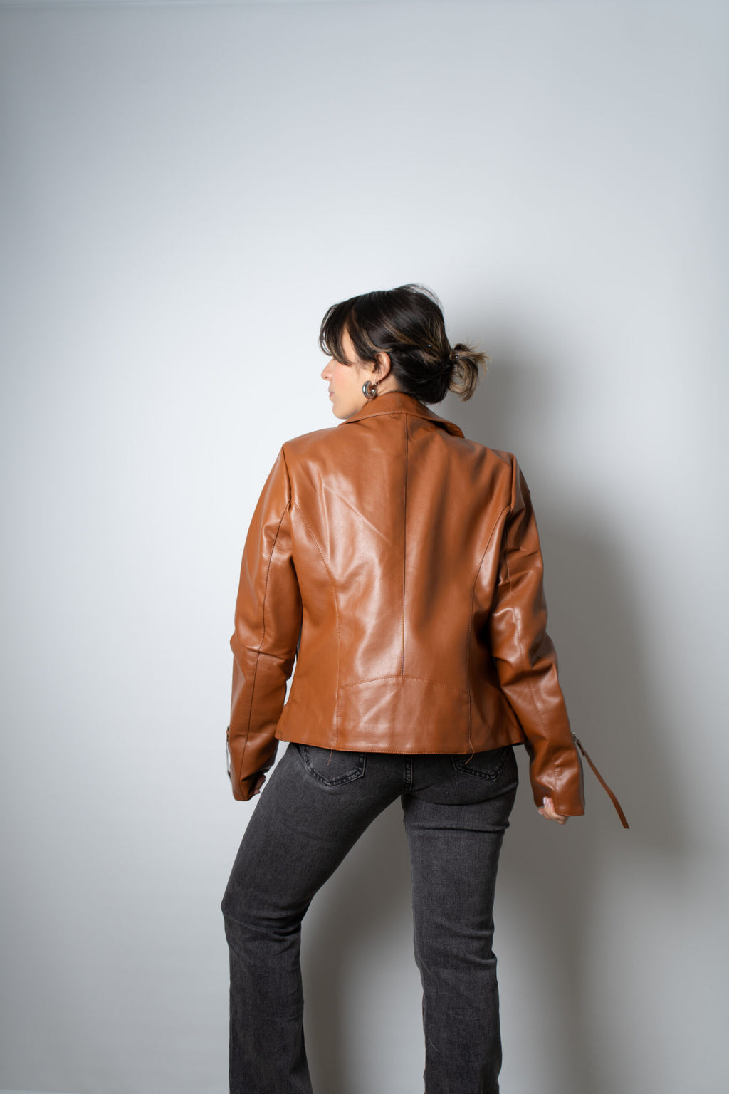 Chaqueta Aviadora de Ecocuero - Café Camel