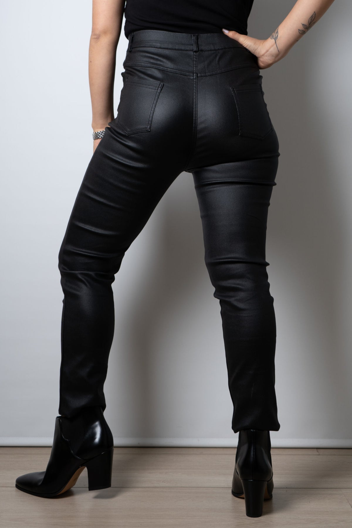 Pantalón Pitillo Ecocuero - Negro