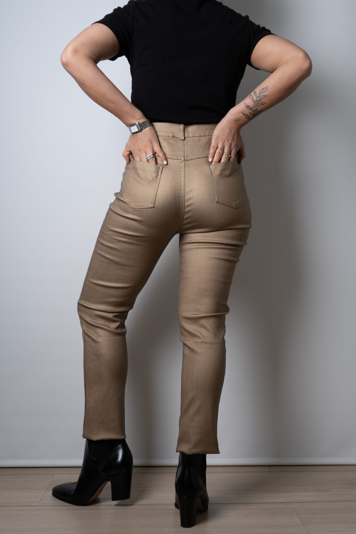 Pantalón Pitillo Ecocuero - Dorado