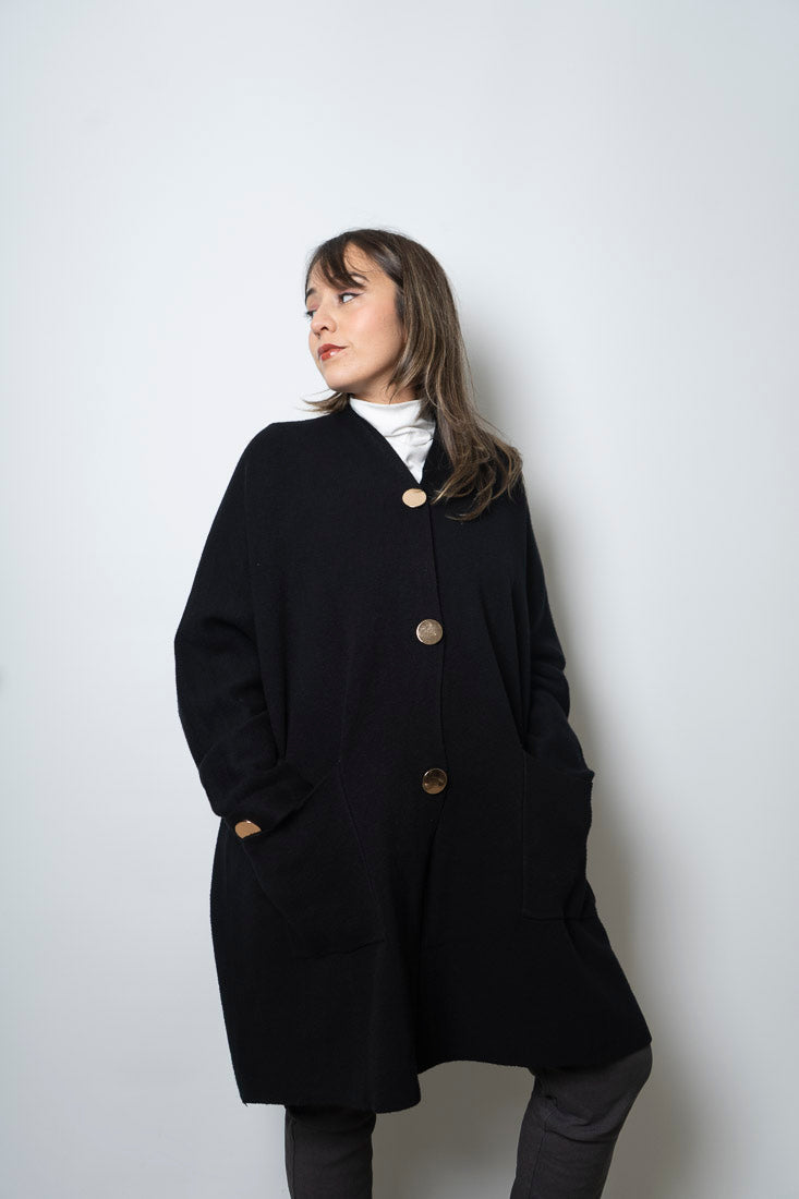 Chaquetón Lana - boton dorado - Negro