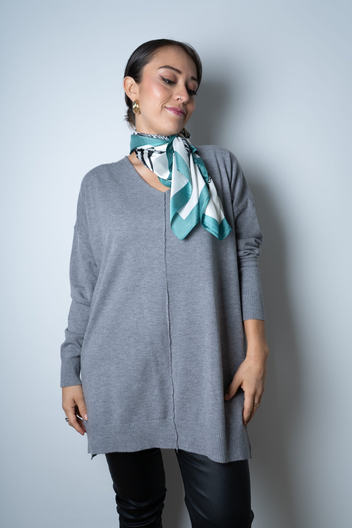 Sweater Laica - Gris ocuro
