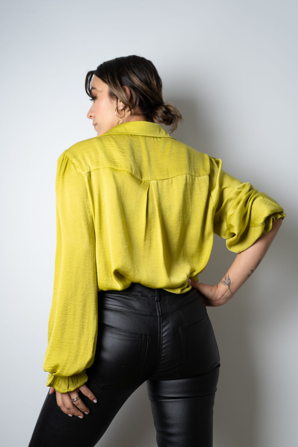 Blusa de satín Rafaela - Verde limón