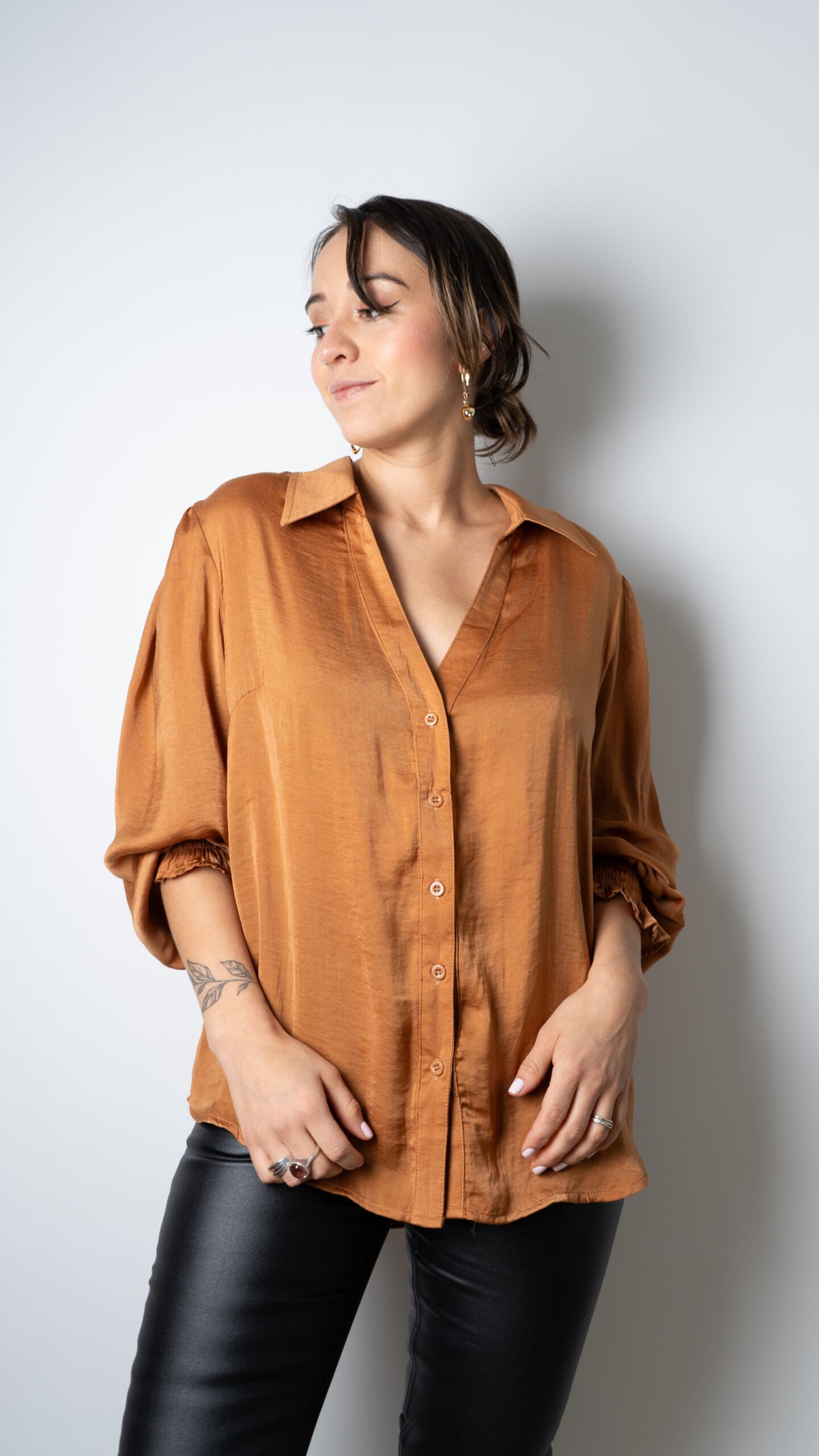 Blusa de satín Rafaela - Café Camel