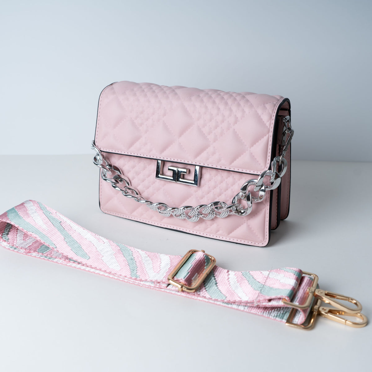 Cartera Mika - Rosada