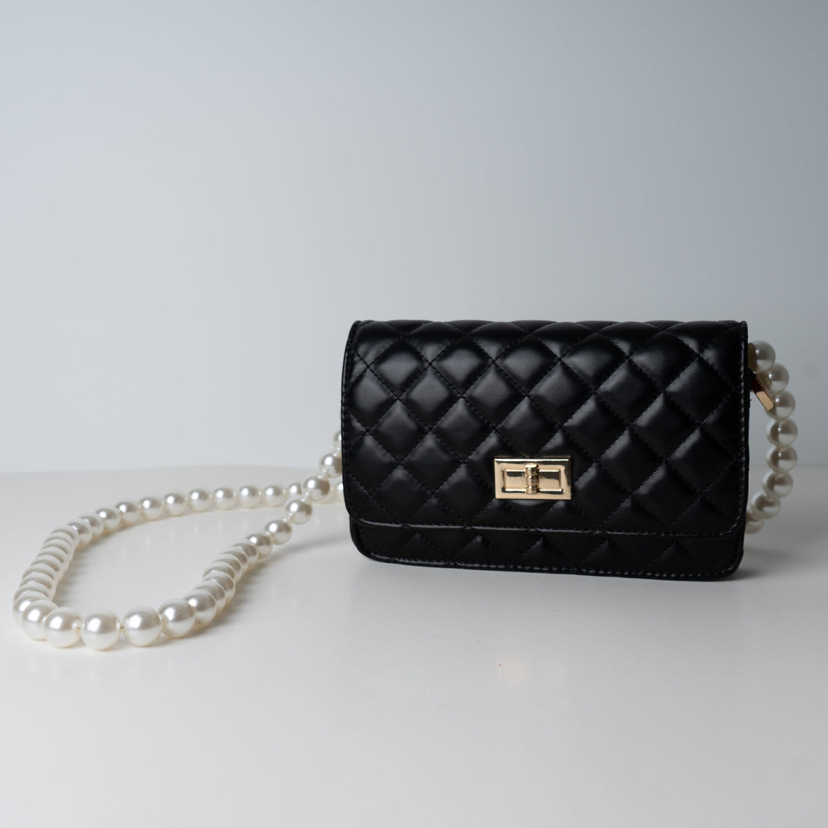 Cartera Mina - Negra