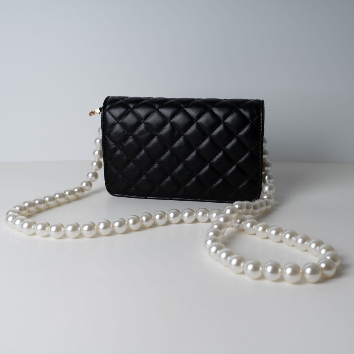 Cartera Mina - Negra