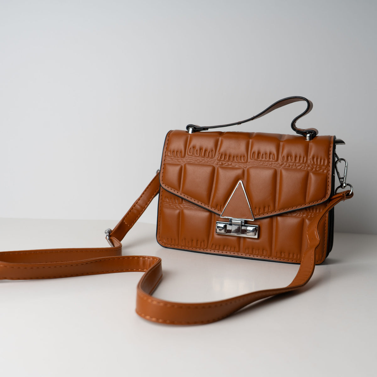 Cartera Diana - Café camel