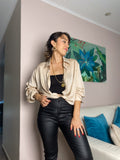 Blusa satín delgadita -Crema