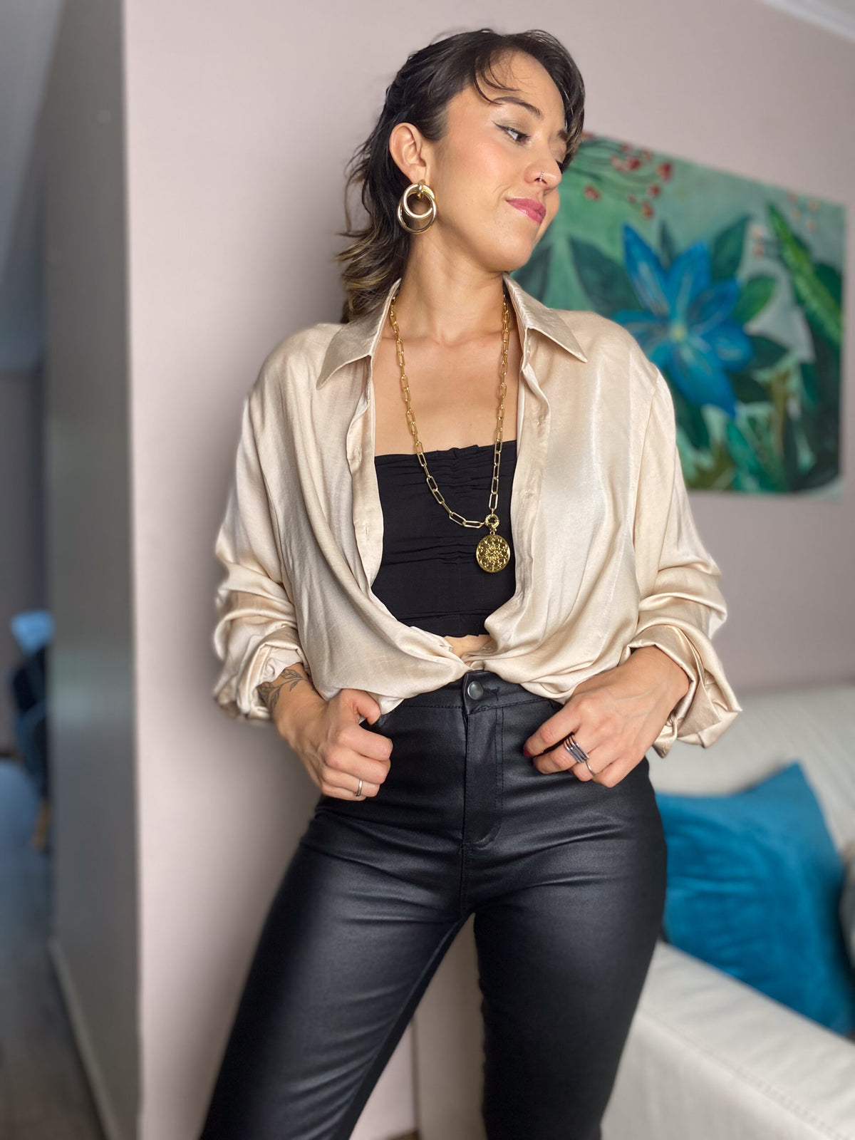 Blusa satín delgadita -Crema