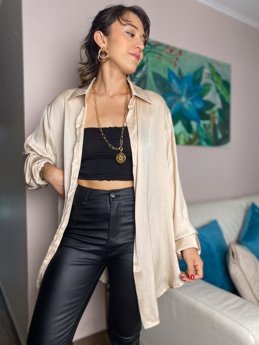 Blusa satín delgadita -Crema