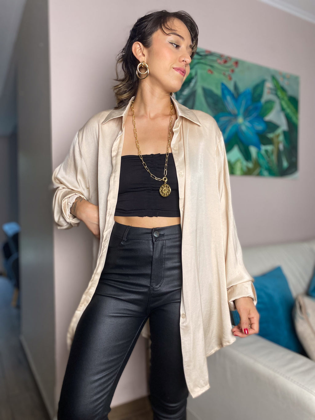 Blusa satín delgadita -Crema