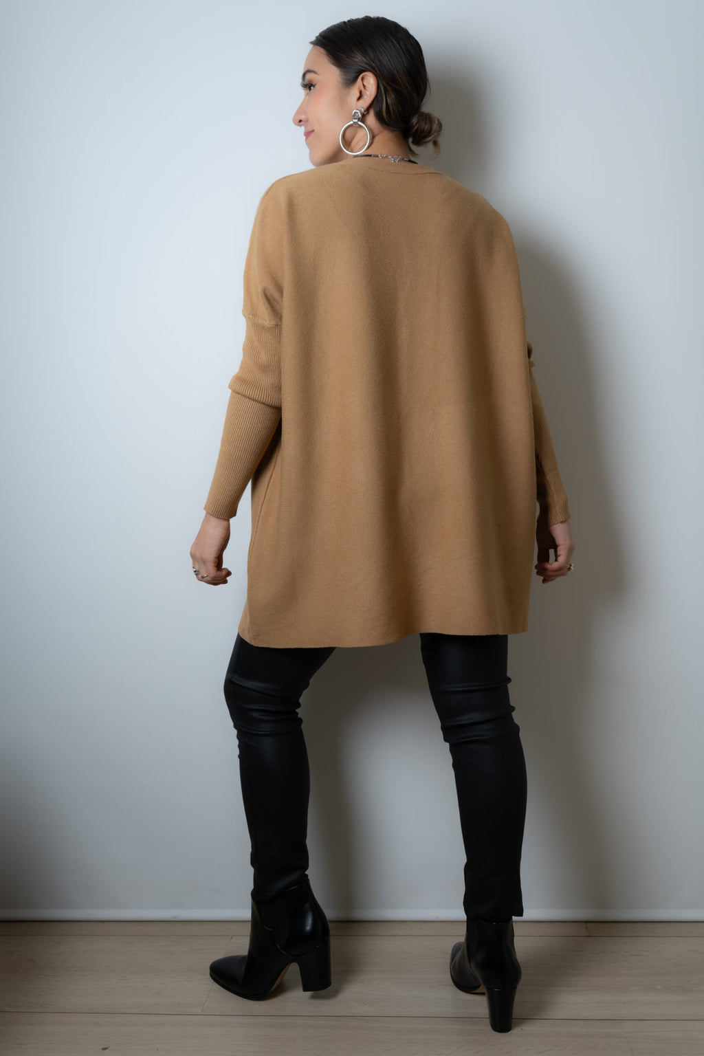 Sweater Emita - Camel